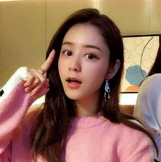 张馨月怎么认识林峰的