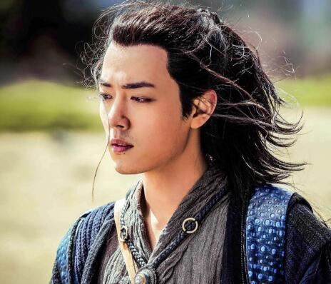 �ǵ���Фս��˭