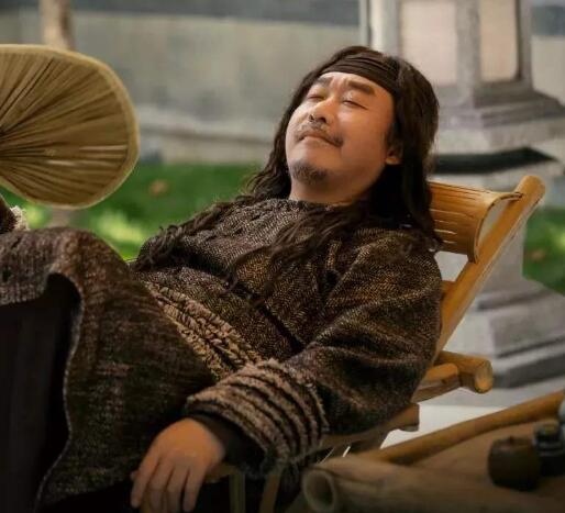 庆余年费介怎么死的