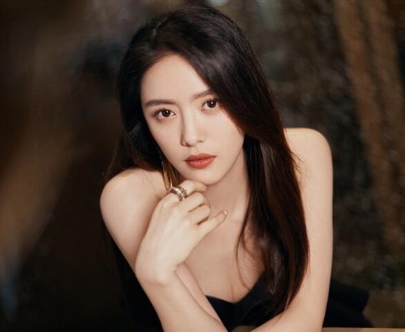 掌中之物的小五喜欢谁