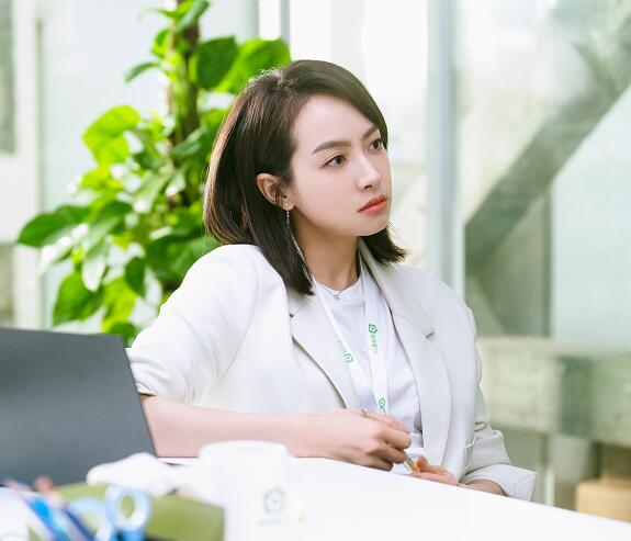 ����ʵû����ô���������պ�ϲ��˭