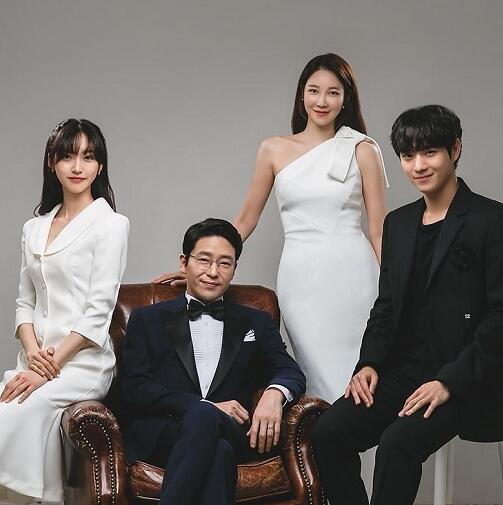 顶楼双胞胎是亲生的吗 周丹泰为什么要这么对双胞胎兄妹